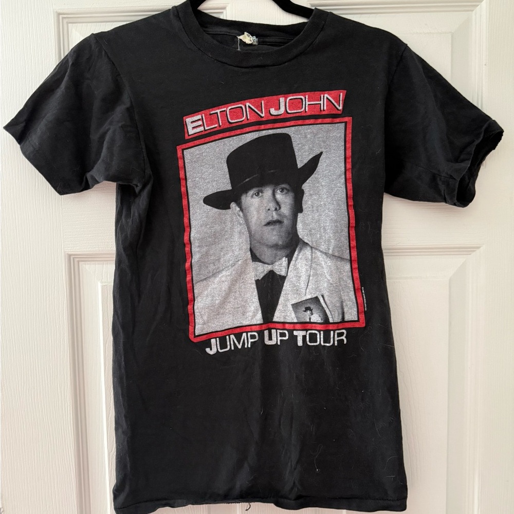 Vintage 1982 Screen Stars Black Elton John Jump Up Tour Tee